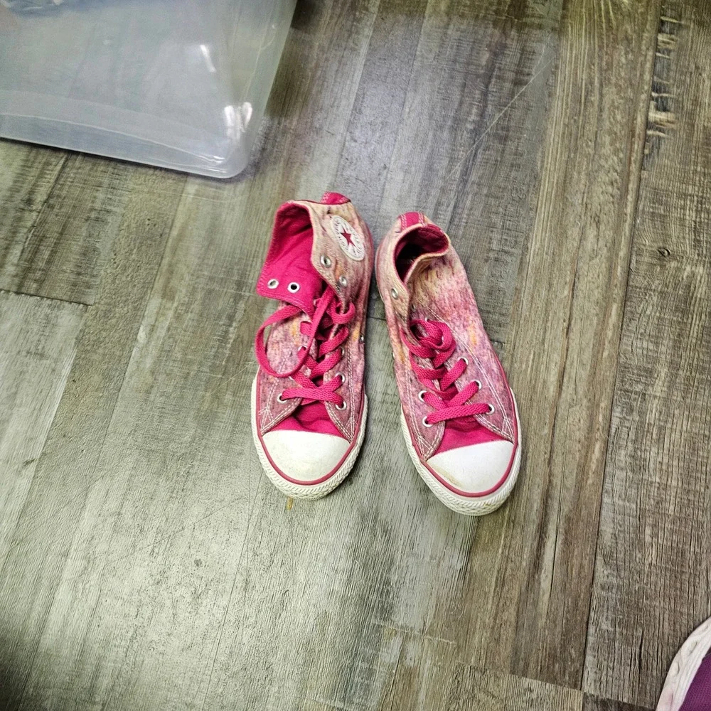 Converse Chuck Taylor All Star High Top Pink Purple Watercolor Junior 4 647643C
